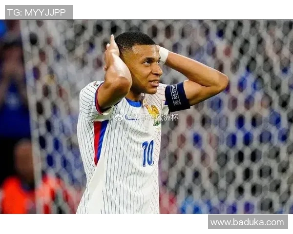 足球场上那些总爱带球突破的球星们：他们如何用脚下技术创造奇迹